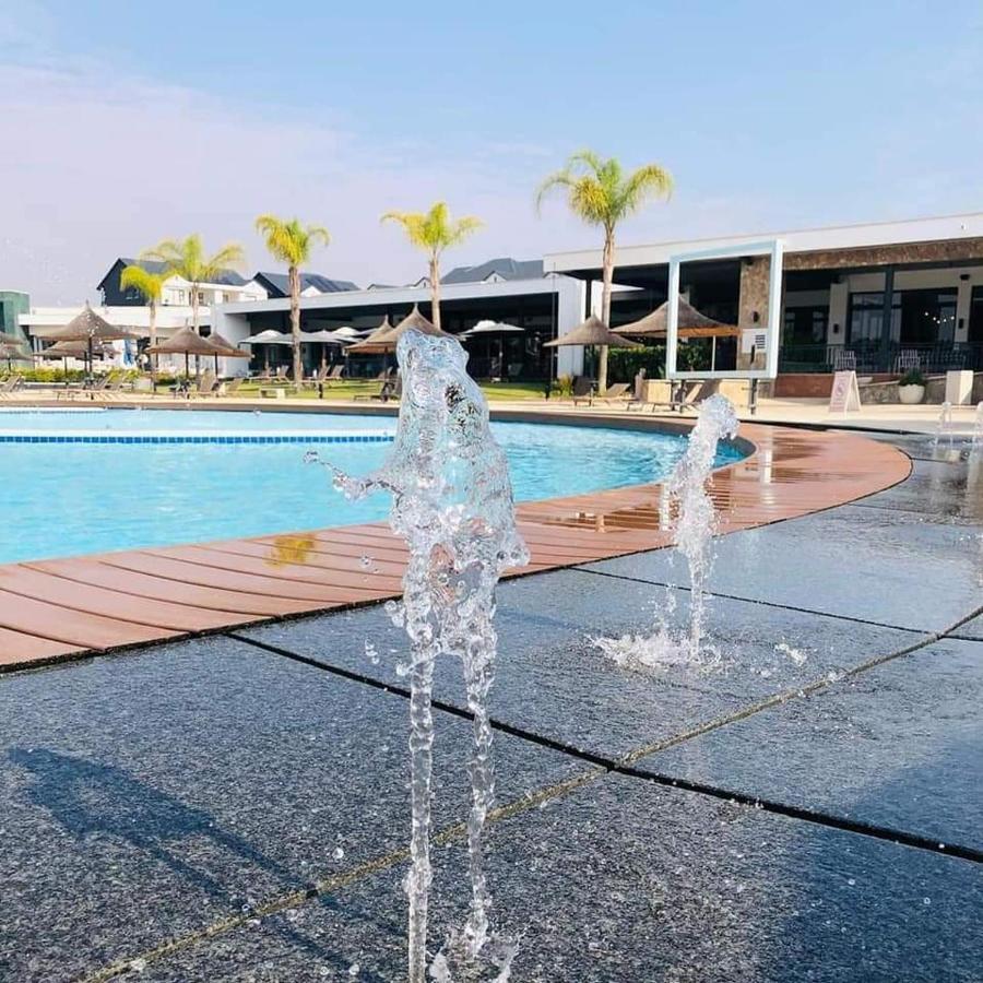 The Blyde Riverwalk Estate, Crystal Lagoon, Pretoria East Buitenkant foto